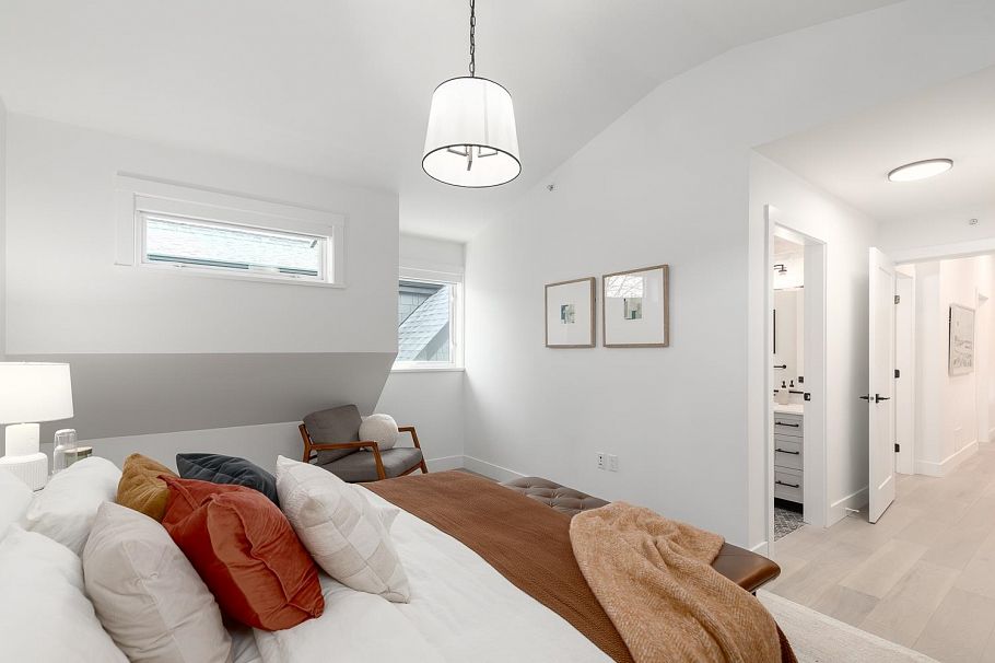 1061 Semlin Drive Vancouver, BC - 16