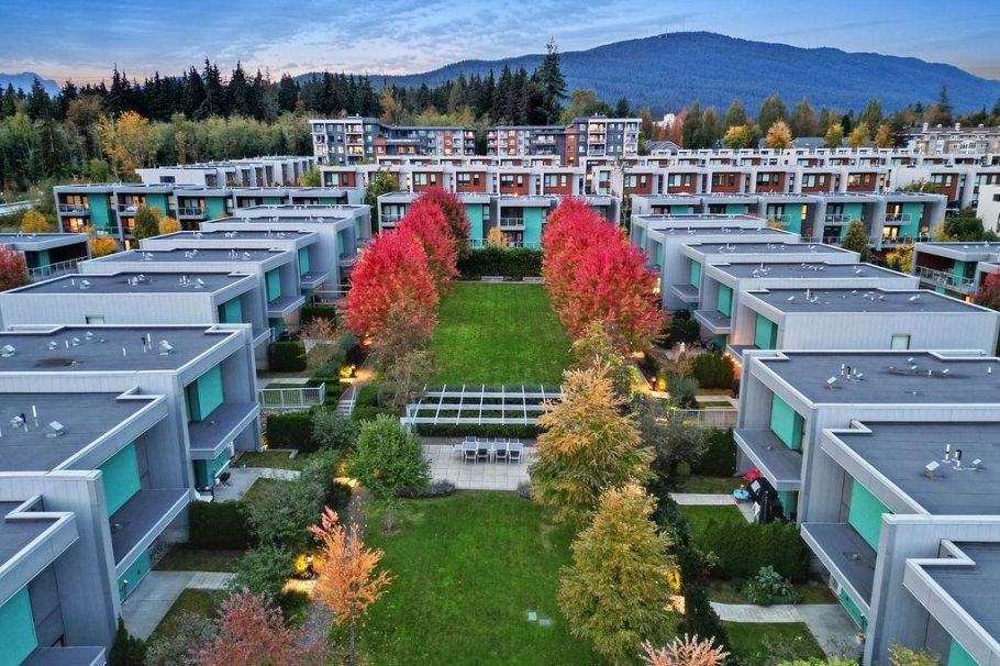 40 3596 Salal Drive North Vancouver, BC - 34