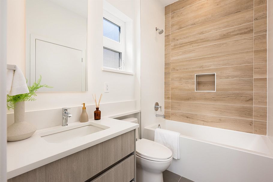 5102 Chambers Street Vancouver, BC - 17