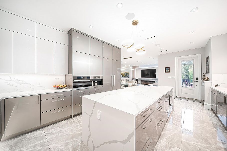 4085 W 41st Avenue Vancouver, BC - 20