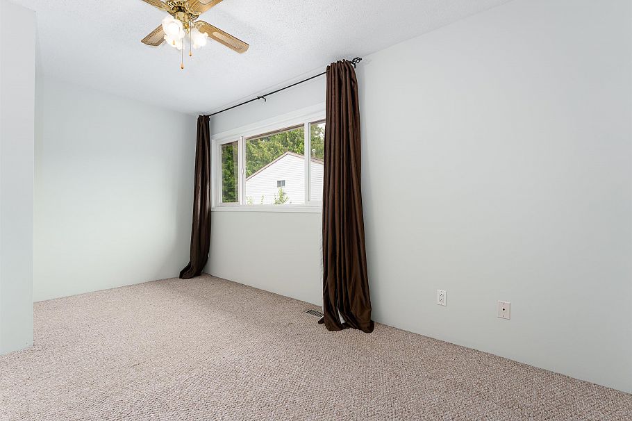 5 3554 E 49th Avenue Vancouver, BC - 17