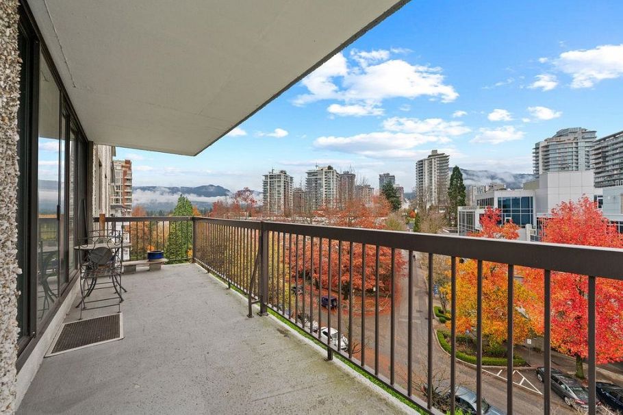 801 114 W Keith Road North Vancouver, BC - 23