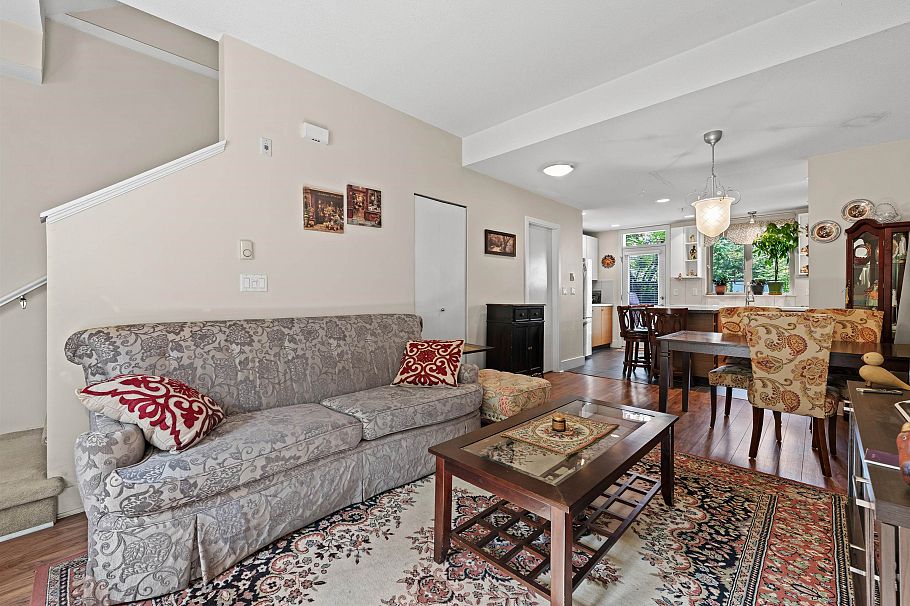 45 728 W 14th Street North Vancouver, BC - 4