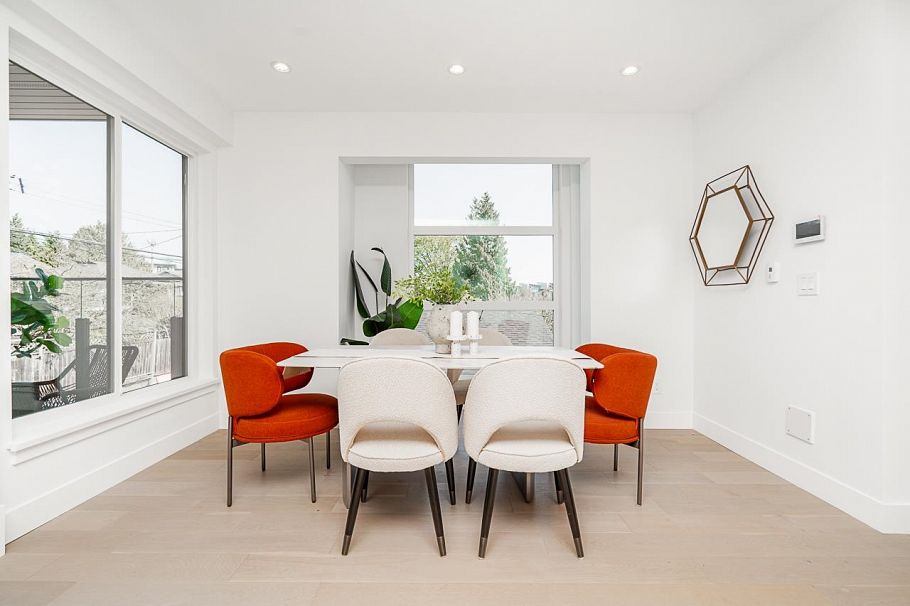 2 434 E 1st Street North Vancouver, BC - 5