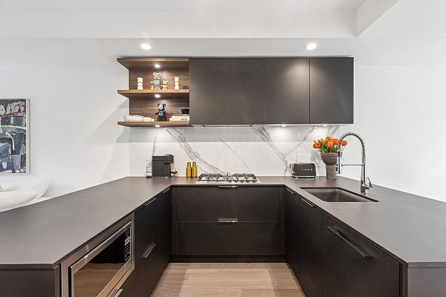 134 2070 Curling Road North Vancouver, BC - 16