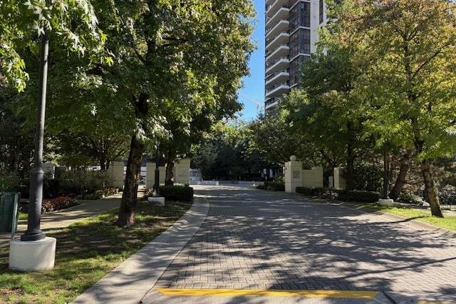 707 2088 Madison Avenue Burnaby, BC - 3