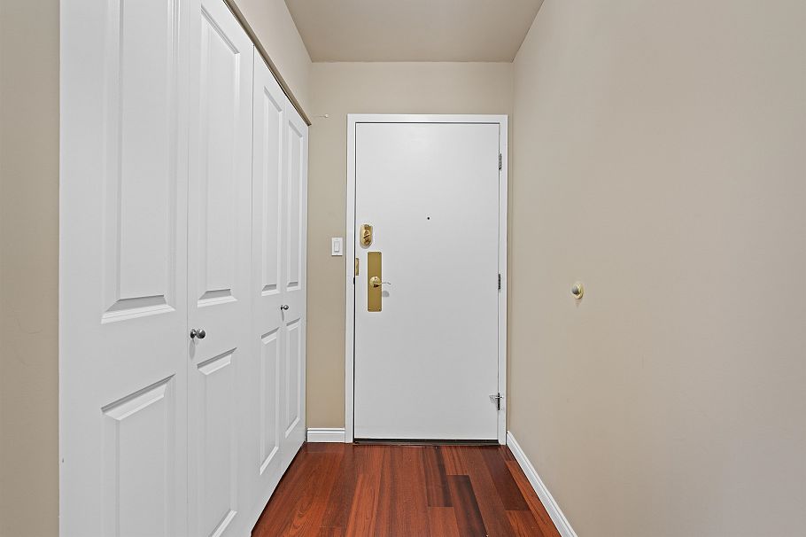 801 114 W Keith Road North Vancouver, BC - 29