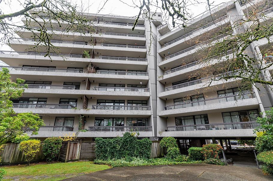 301 5932 Patterson Avenue Burnaby, BC - 26