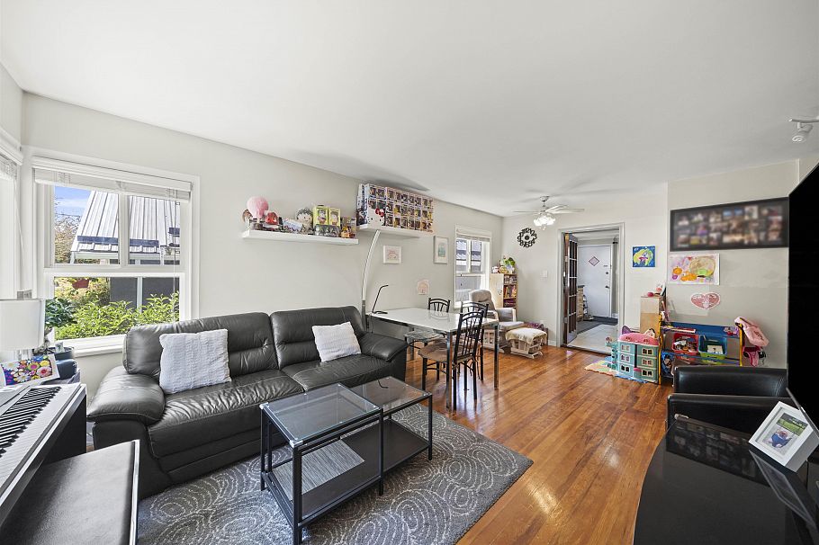 4763 Killarney Street Vancouver, BC - 2