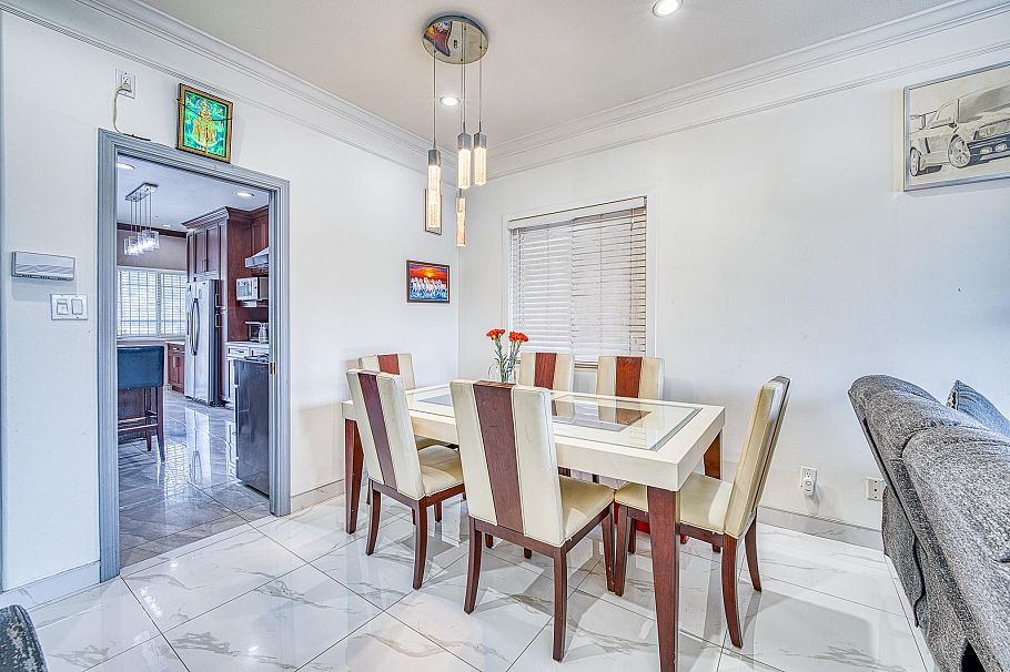 426 E 18th Avenue Vancouver, BC - 8