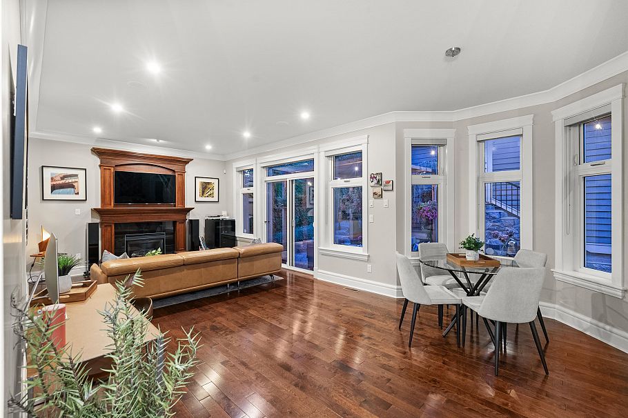 452 Tempe Crescent North Vancouver, BC - 13