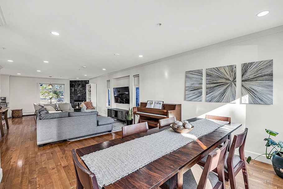 3191 E 8th Avenue Vancouver, BC - 17