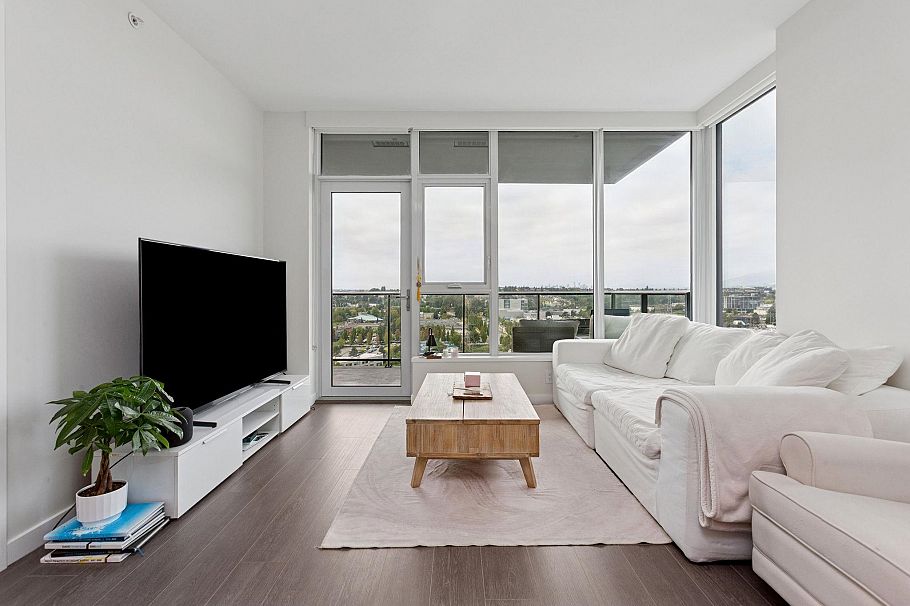 1305 2186 Gilmore Avenue Burnaby, BC - 1