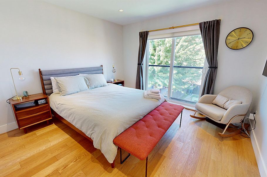 2073 E Pender Street Vancouver, BC - 13