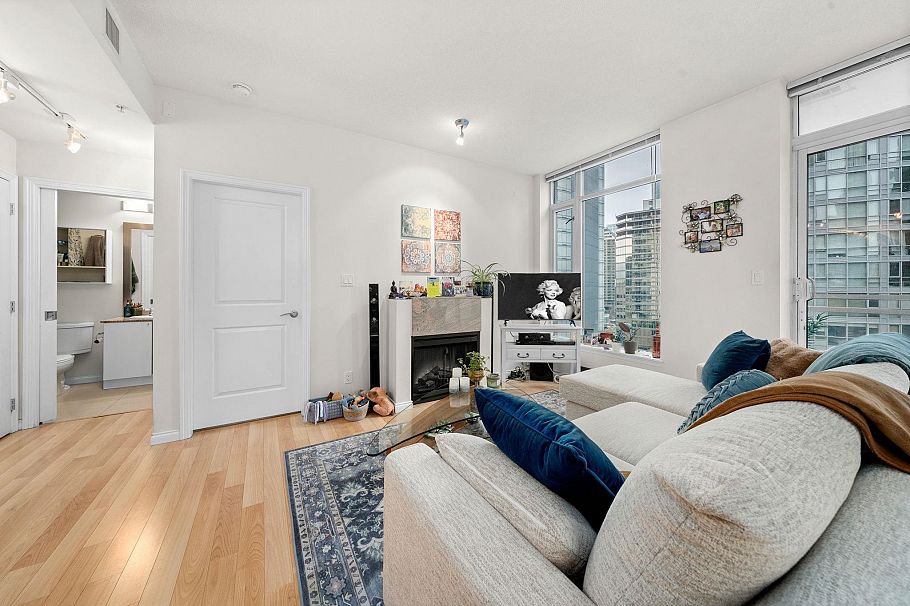 1101 1211 Melville Street Vancouver, BC - 6