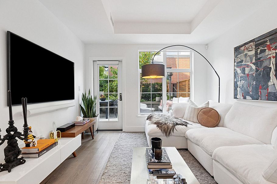 134 2070 Curling Road North Vancouver, BC - 6