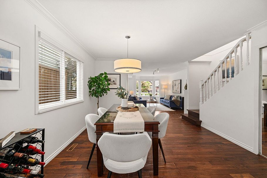 262 E 10th Street North Vancouver, BC - 12