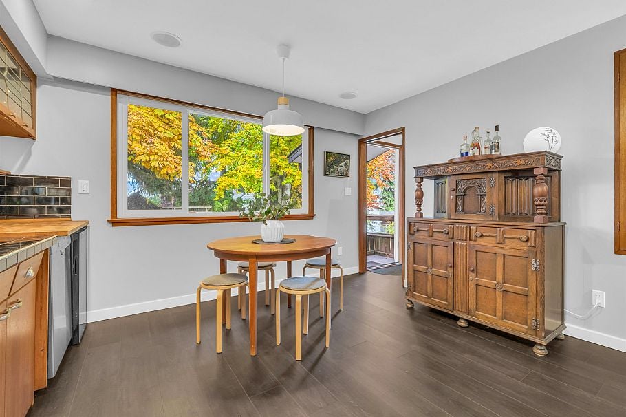 1327 E 29th Avenue Vancouver, BC - 7