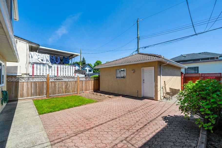 4110 Penticton Street Vancouver, BC - 29
