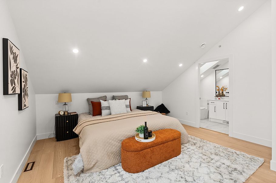 2 1822 E 14th Avenue Vancouver, BC - 11