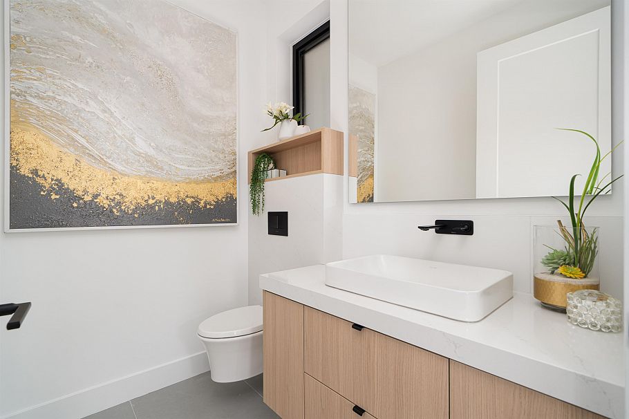 2 2474 E 21st Avenue Vancouver, BC - 16