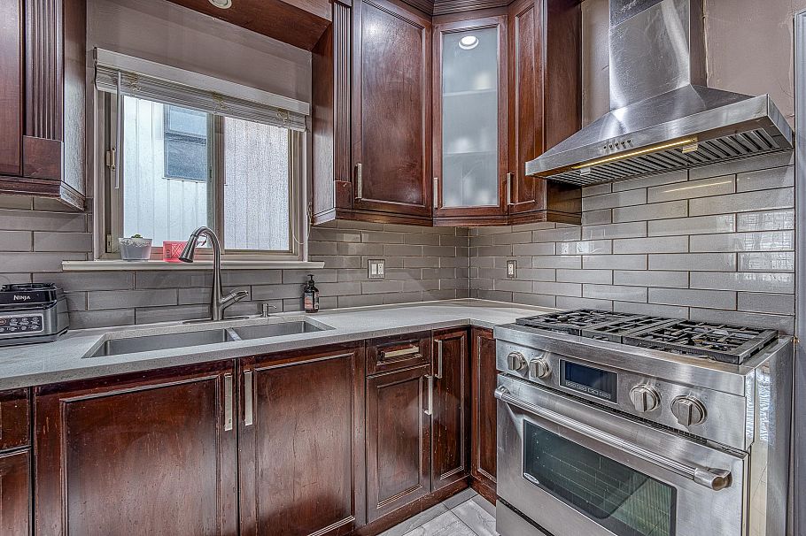 426 E 18th Avenue Vancouver, BC - 11