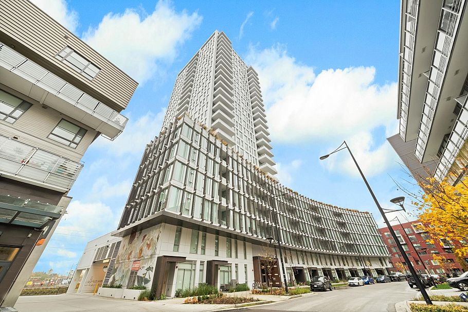 519 3438 Sawmill Crescent Vancouver, BC - 1