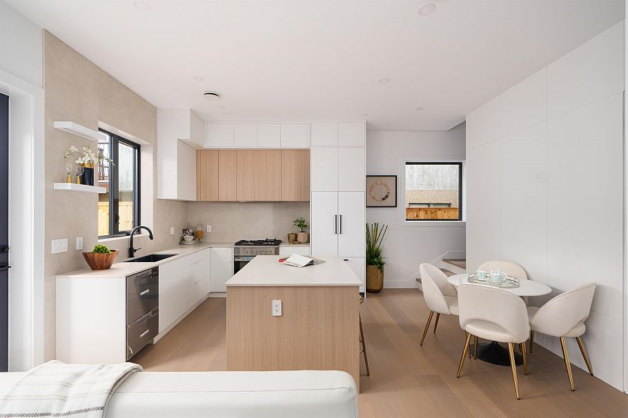 2 2474 E 21st Avenue Vancouver, BC - 14