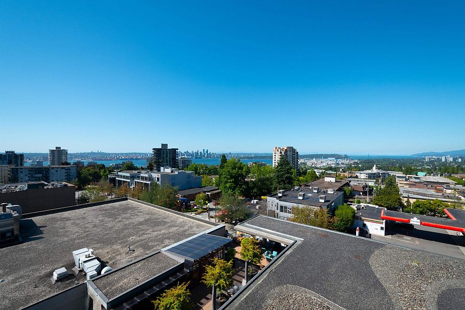 703 111 E 13th Street North Vancouver, BC - 11