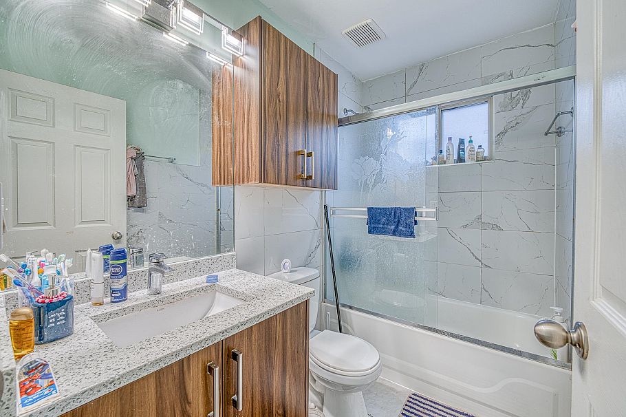 426 E 18th Avenue Vancouver, BC - 21