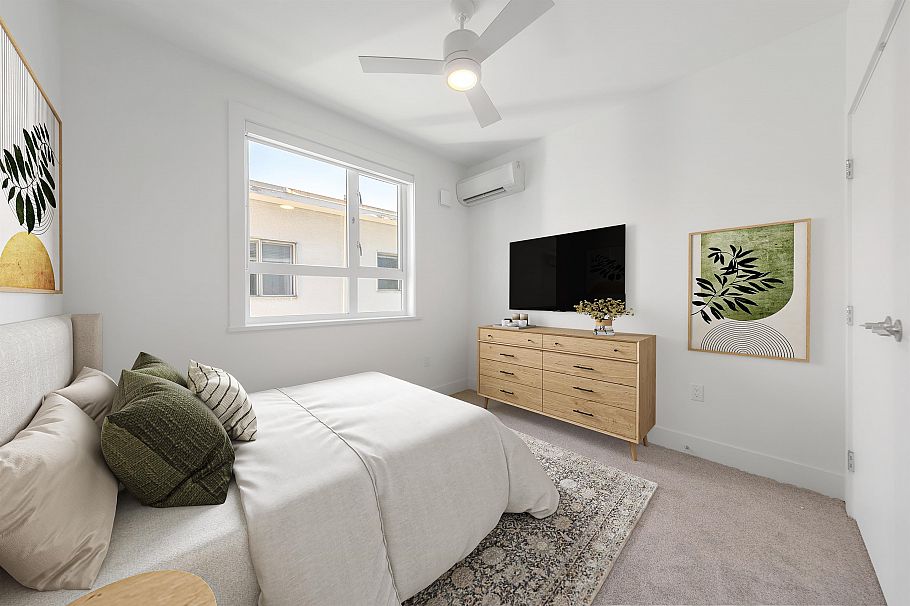 2431 W Broadway Street Vancouver, BC - 21