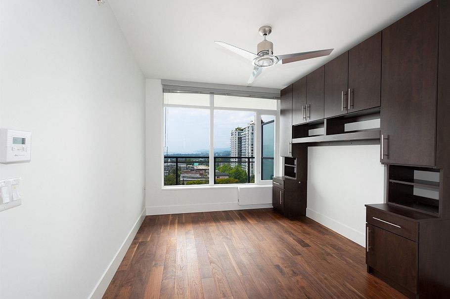 703 111 E 13th Street North Vancouver, BC - 25