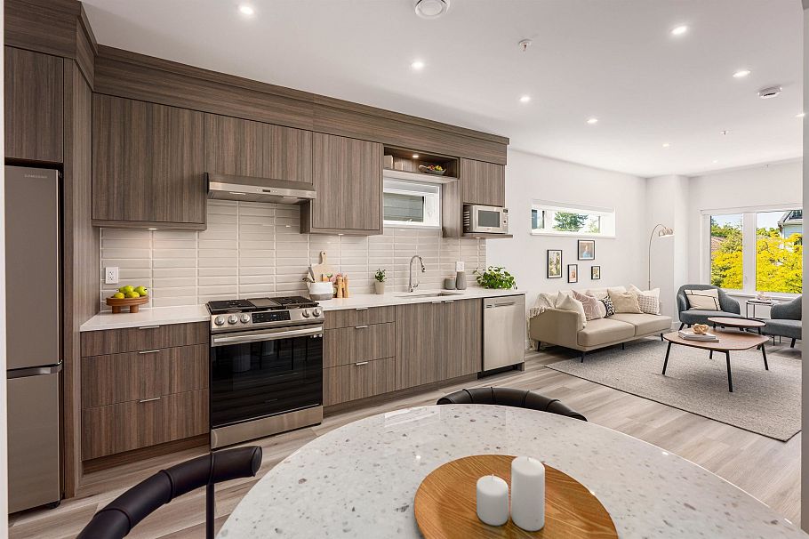 5102 Chambers Street Vancouver, BC - 8