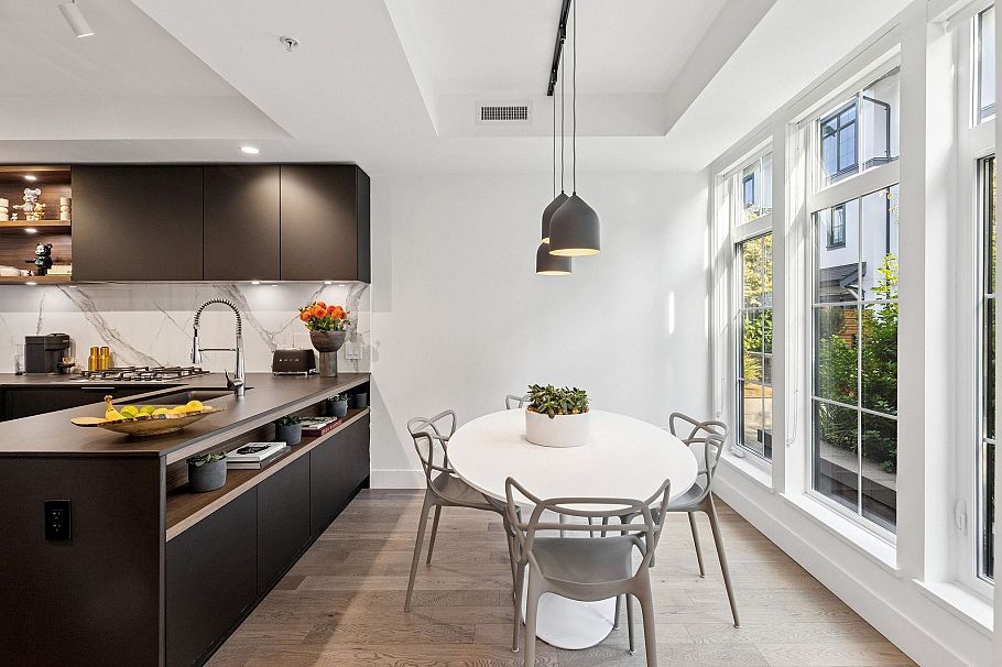 134 2070 Curling Road North Vancouver, BC - 14