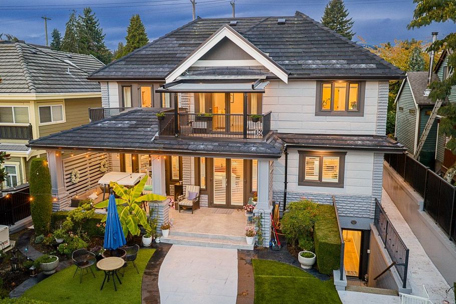 559 E 4th Street North Vancouver, BC - 27