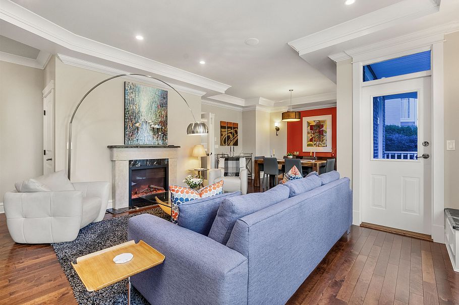 452 Tempe Crescent North Vancouver, BC - 5