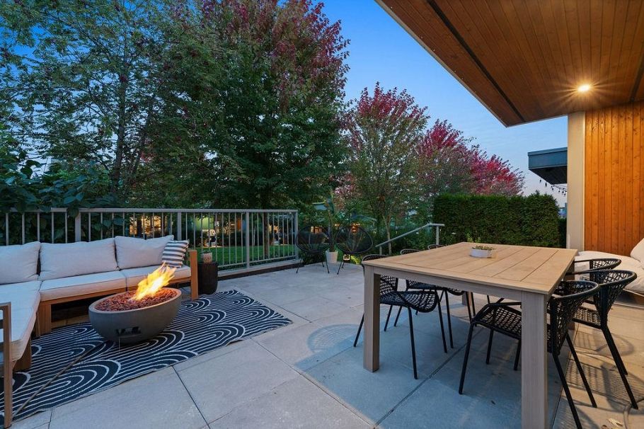 40 3596 Salal Drive North Vancouver, BC - 5