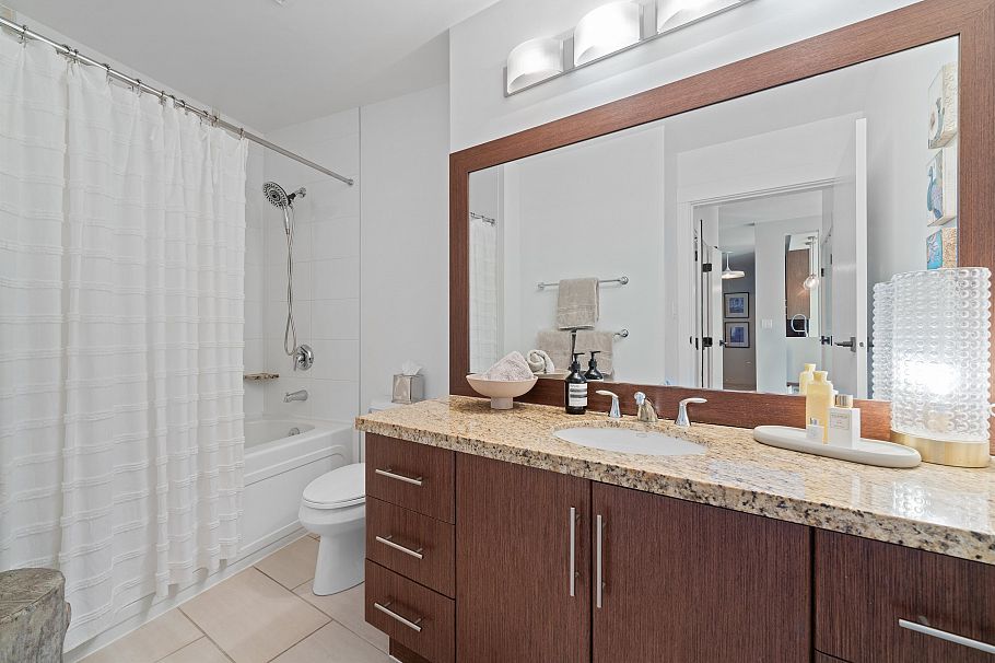 2704 1189 Melville Street Vancouver, BC - 19