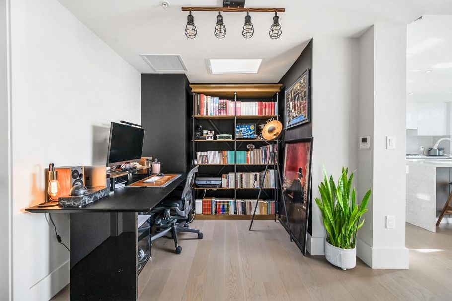 PH4 2089 W 43rd Avenue Vancouver, BC - 14