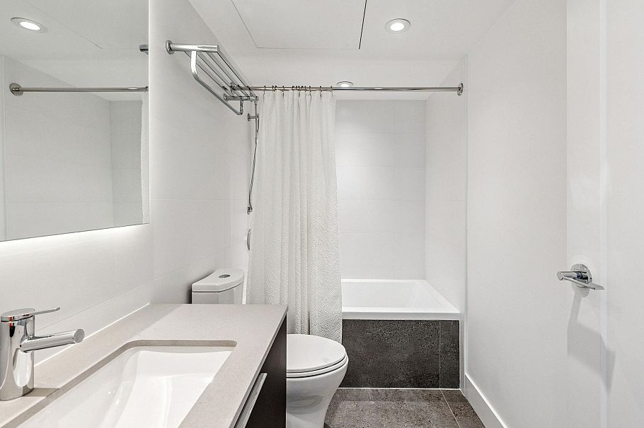 134 2070 Curling Road North Vancouver, BC - 22