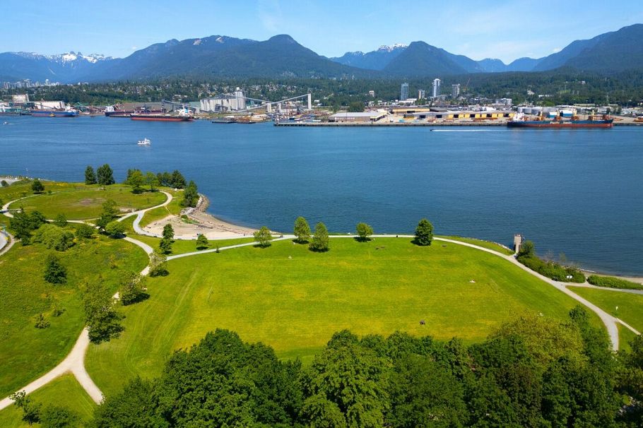 2466 Eton Street Vancouver, BC - 35