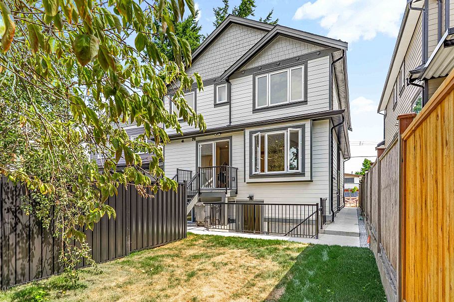 2 5221 Clarendon Street Vancouver, BC - 2