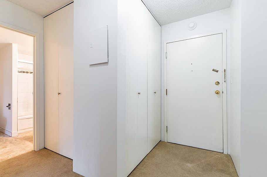 301 5932 Patterson Avenue Burnaby, BC - 7