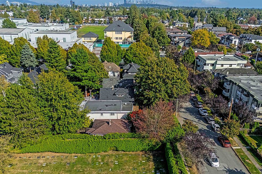 467 E 43rd Avenue Vancouver, BC - 10