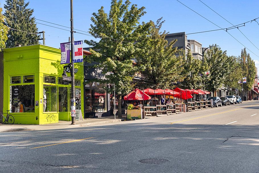 202 1422 E 3rd Avenue Vancouver, BC - 26