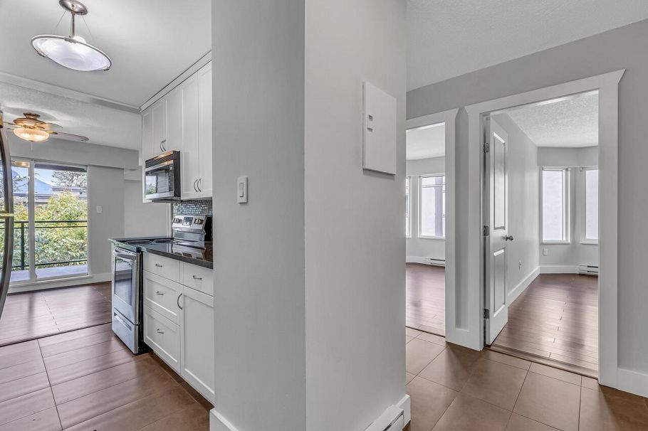 2224 Eton Street Vancouver, BC - 9