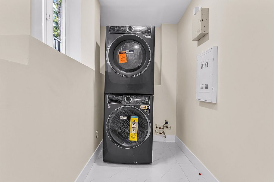 1 5221 Clarendon Street Vancouver, BC - 29