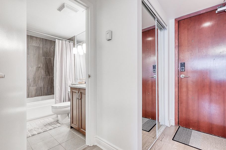 1705 1050 Burrard Street Vancouver, BC - 25