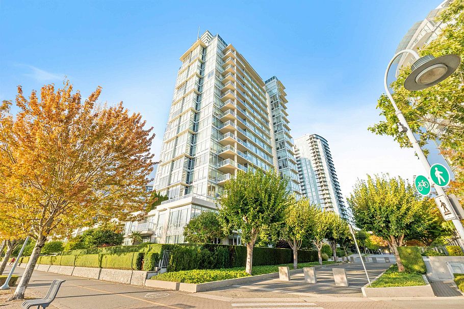 2002 1515 Homer Mews Vancouver, BC - 24