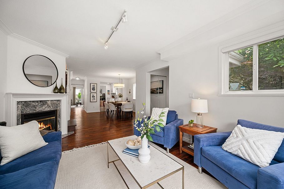 262 E 10th Street North Vancouver, BC - 6